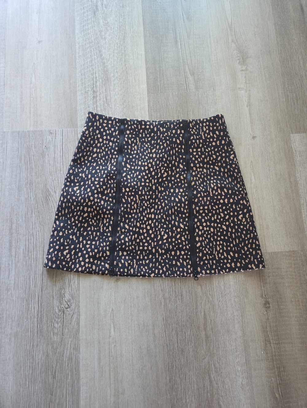 Ubran Outfitters Zip Up Skirt NWT Small